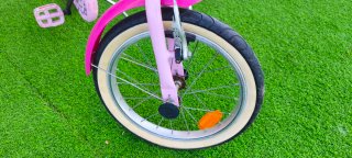 Bici niña blanca y rosa