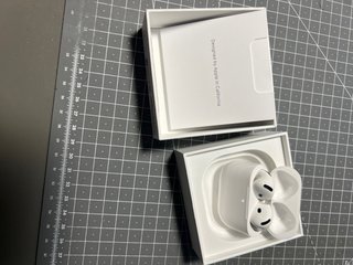 Auriculares Apple EarPods 4