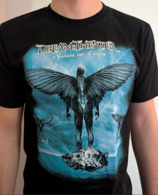 CAMISETA NEGRA NIEVA en talla  L - DREAM THEATER -