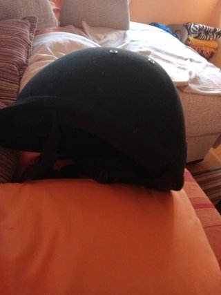 Casco de equitación negro