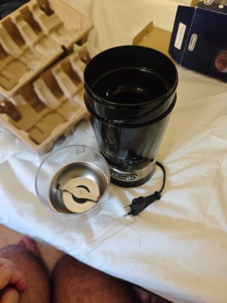 Molinillo DeLonghi KG210