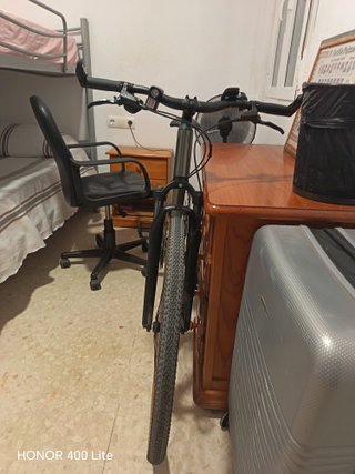 Bicicleta Trekking Rockrider cuadro alto.
