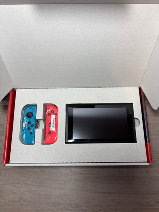 Nintendo Switch con caja (2020)