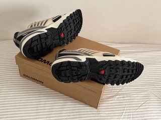 Salomon ACS Pro Shell beige/negro