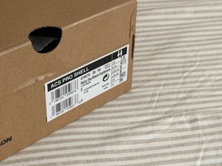 Salomon ACS Pro Shell beige/negro