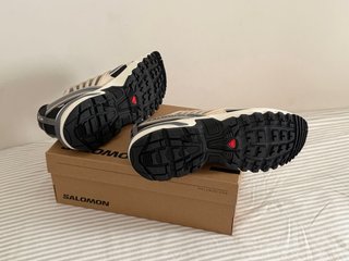 Salomon ACS Pro Shell beige/negro