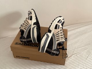 Salomon ACS Pro Shell beige/negro
