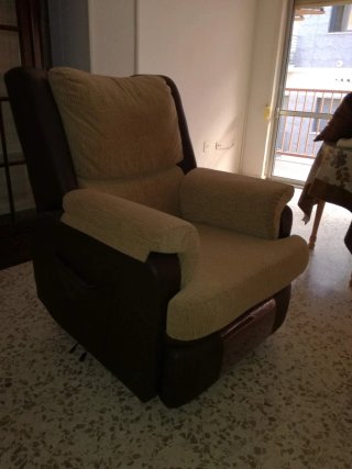 Butaca reclinable tela y piel