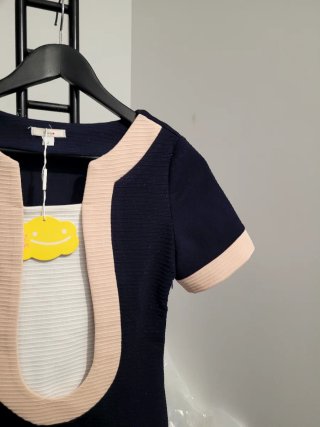 Vestido negro y beige Kling