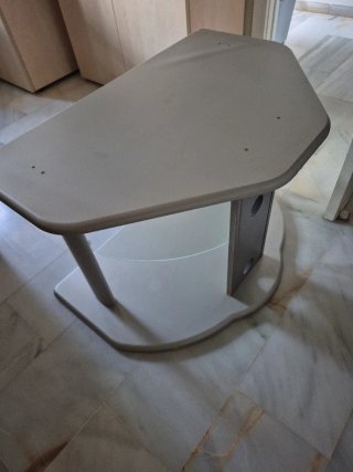 Mesa TV 2 baldas cristal