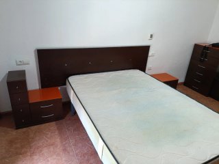 Dormitorio matrimonio completo en wengue y naranja