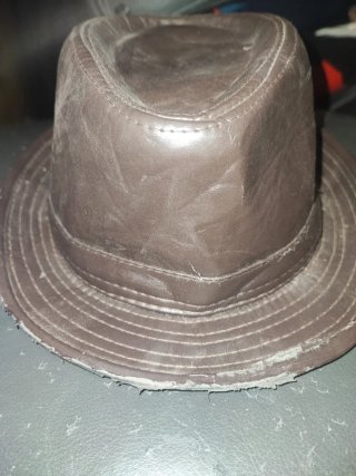 Cappello in PVC Marrone - MAN Accessories