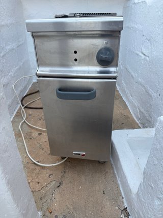 Freidora a gas profesional