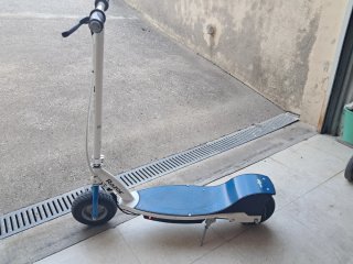Patinete Eléctrico Razor E300
