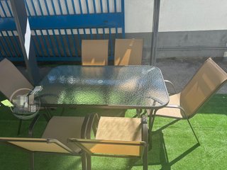 MESA TERRAZA CON 6  SILLAS