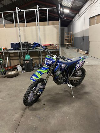 Moto Enduro/Motocross Azul y Verde