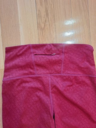 Leggings pirata burdeos Mango Talla M