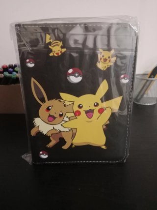 Album Pokemon Pikachu