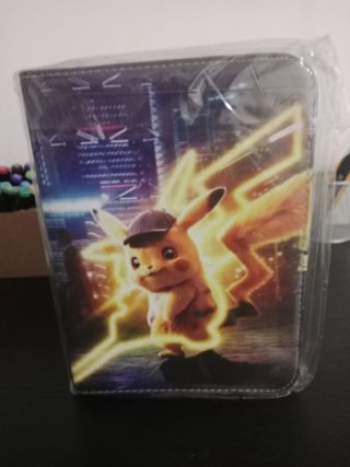 Album Pokemon Pikachu