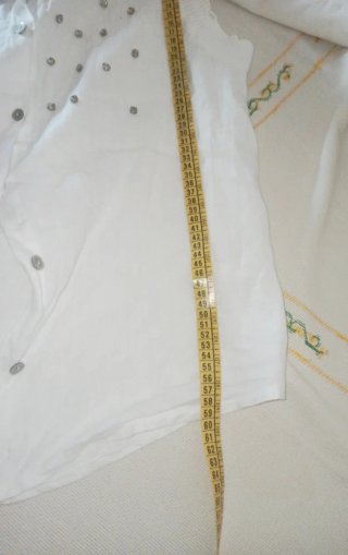 Camicia bianca smanicata con strass