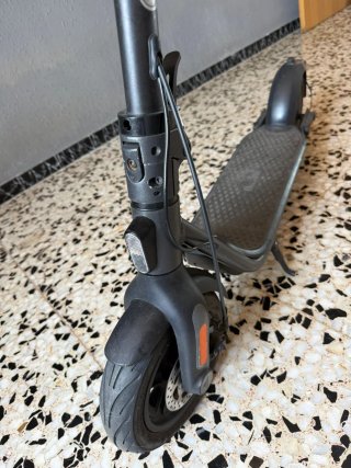 Patinete eléctrico en buen estado