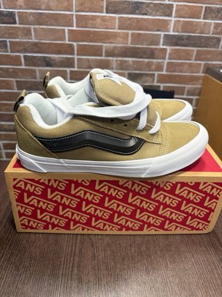 Vans Knu Skool beige/nero taglia 39 rif. 22m/26