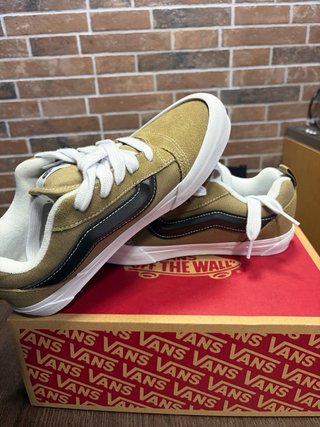 Vans Knu Skool beige/nero taglia 39 rif. 22m/26