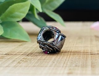 Charm Corazón Rosa Negra con Piedra Rosa - Plata