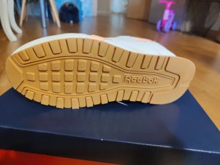 Tenis Reebok Blanco y Rosa
