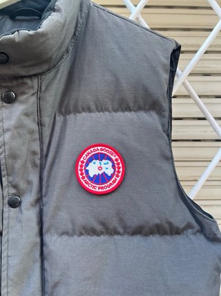 Chaleco Canada Goose gris