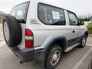 Toyota Land Cruiser 90 2000