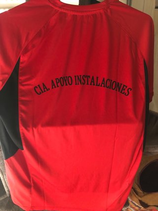 Camiseta Joma Militar con el emblema GR