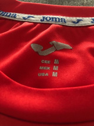 Camiseta Joma Militar con el emblema GR