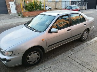 Nissan Almera 1999