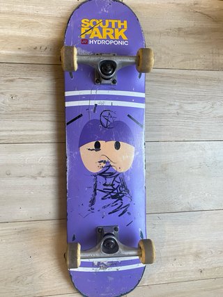 Tabla de skate morada