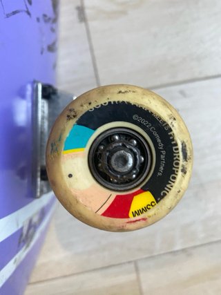 Tabla de skate morada