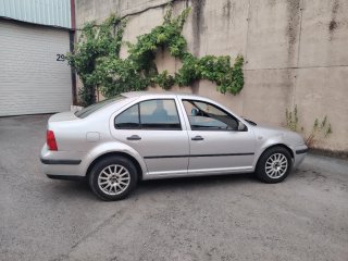 Volkswagen Bora 2002