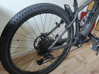 Bicicleta Eléctrica Radon Jealous