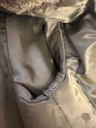 Chaquetón de pelo beige y marrón