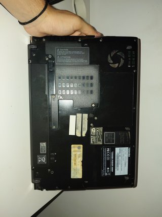 Ordenador Toshiba Negro