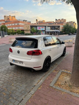 Volkswagen Golf 2010