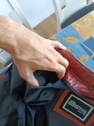 Chaqueta de cuero Roja para moto talla 36