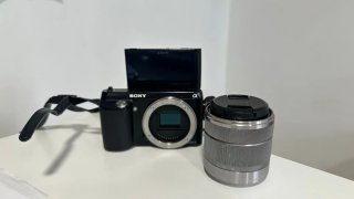 Sony Alpha NEX-F3 + Objetivo Sony