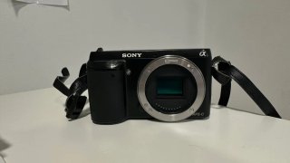Sony Alpha NEX-F3 + Objetivo Sony