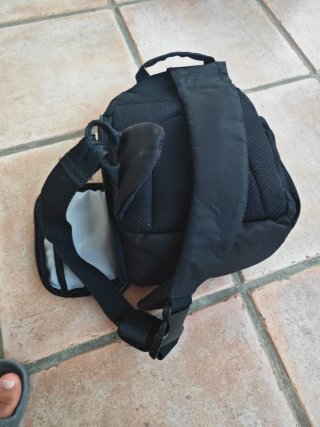Zaino monospalla nero Case Logic per fotocamera