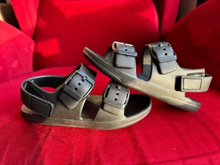 Chanclas Zara Negras Talla 28. SIN  USAR