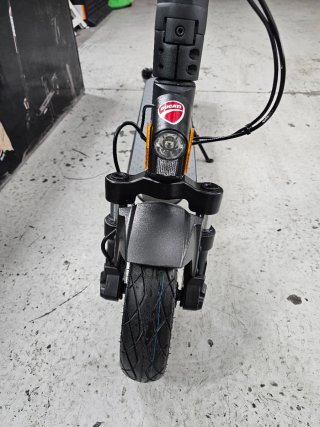 Patinete Eléctrico Ducati PRO II PLUS
