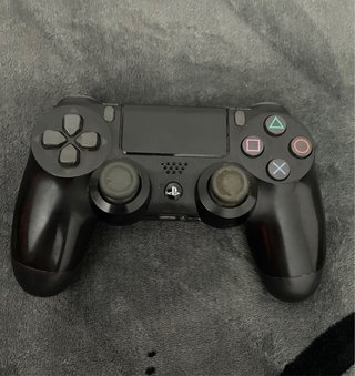 PS4 Slim 872GB Negra + 3 Mandos