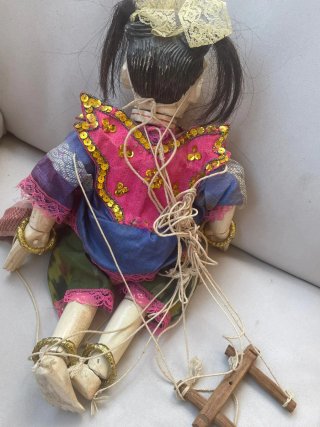 Marioneta de hilo tradicional