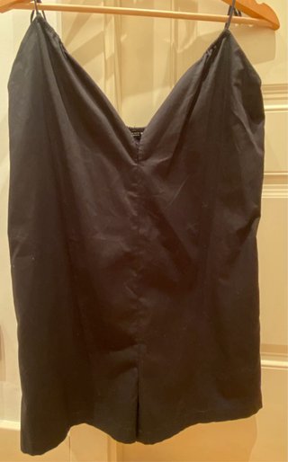 Mono corto negro de Zara